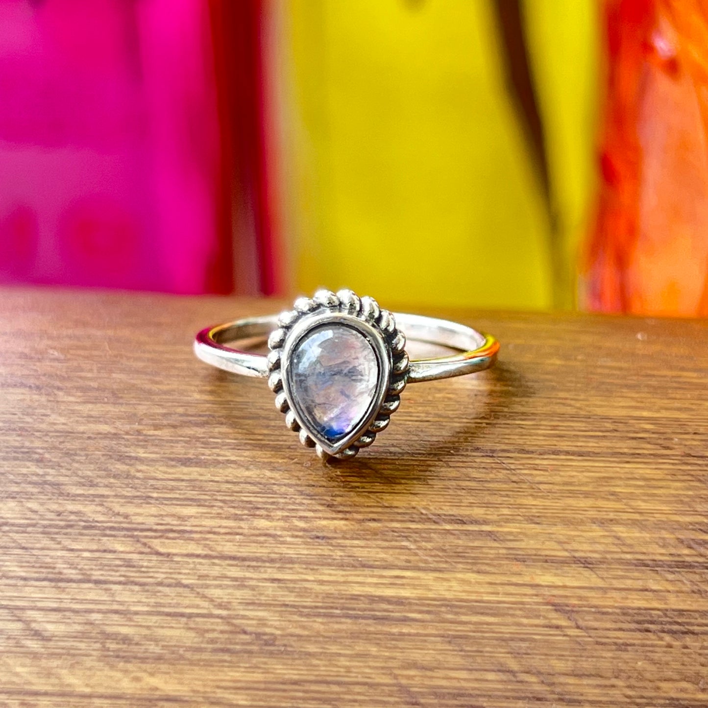 Anillo Piedra Luna BINDU | "Fluye con los cambios" | Plata 925