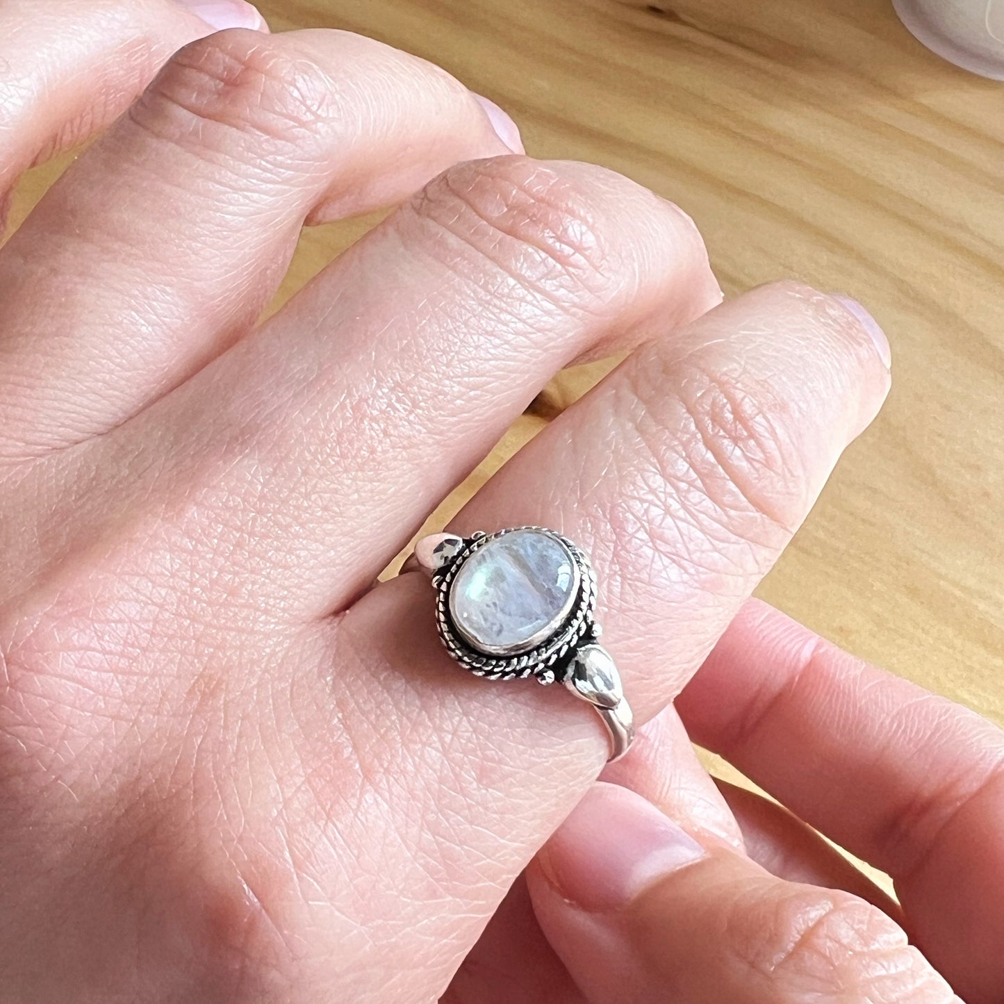 Anillo Piedra Luna KANTI | "Nuevos Comienzos" | Plata 925
