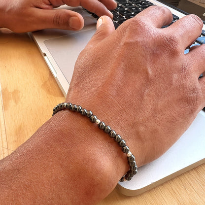 PULSERA ELASTICADA "Estabilidad y fortaleza" | Hematita | Plata 925