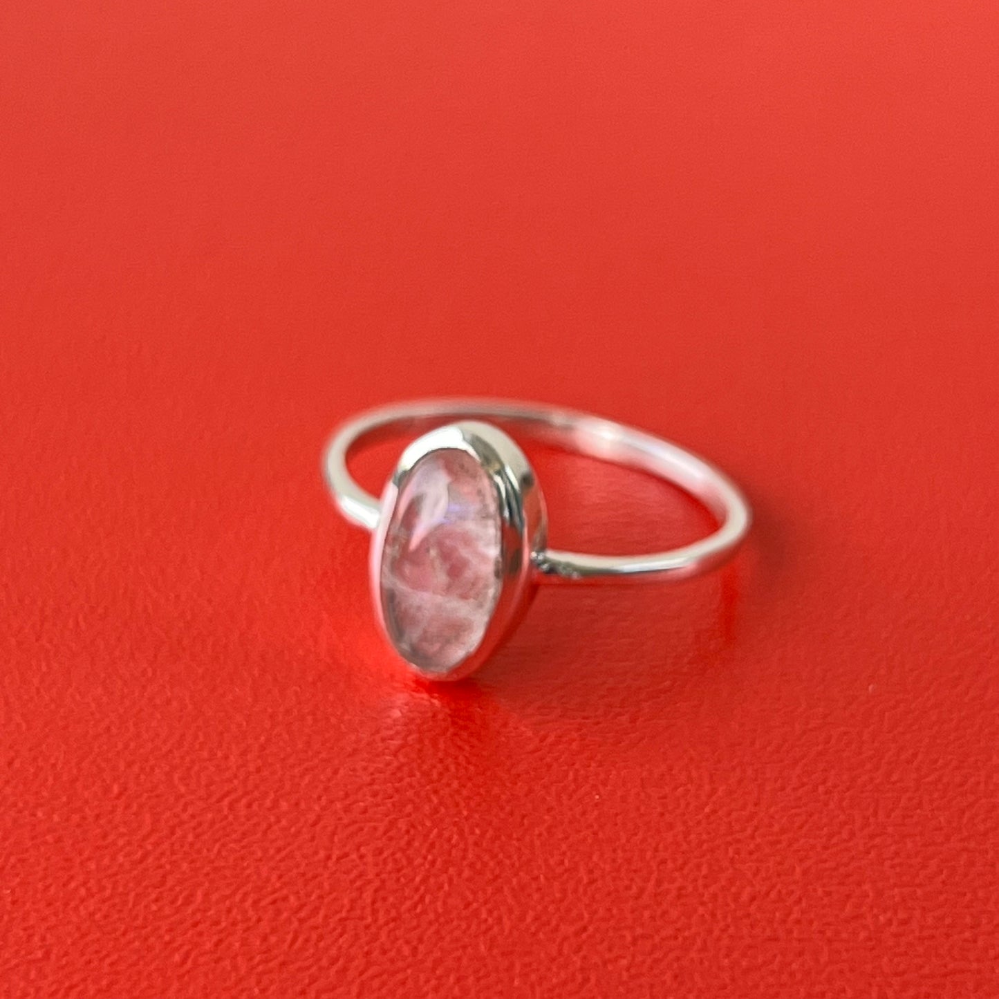 Anillo Cuarzo Rosa OVALE  | "Amor propio y Sanación emocional" | Plata 925