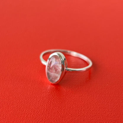 Anillo Cuarzo Rosa OVALE  | "Amor propio y Sanación emocional" | Plata 925