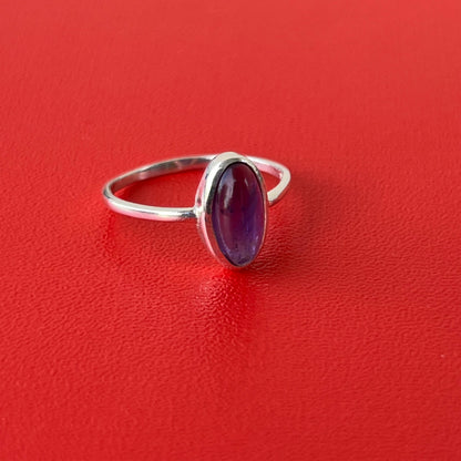 Anillo Amatista OVALE | "Protección, calma y espiritualidad" | Plata 925