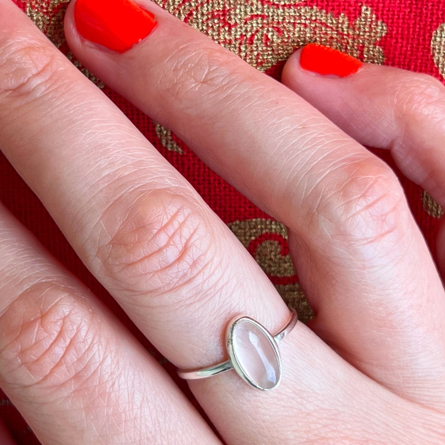 Anillo Cuarzo Rosa OVALE  | "Amor propio y Sanación emocional" | Plata 925