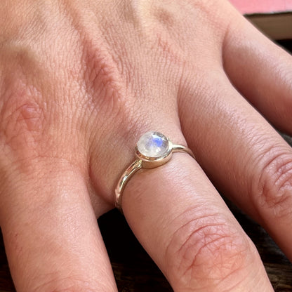 Anillo Piedra Luna SAMADHI  | "Fluir con los cambios" | Plata 925