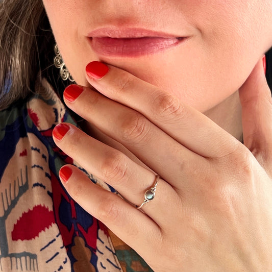 Anillo Labradorita ANU | "Protección, Intuición y espiritualidad"| Plata 925