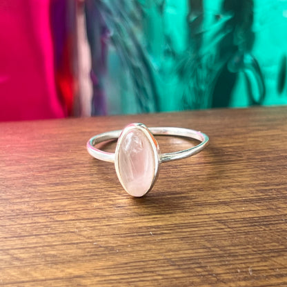 Anillo Cuarzo Rosa OVALE  | "Amor propio y Sanación emocional" | Plata 925