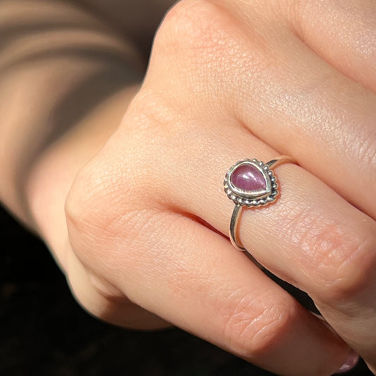 Anillo Amatista BINDU | "Protección, calma y espiritualidad" | Plata 925