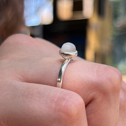 Anillo Piedra Luna PURMINA II  | "Fluir con los cambios" | Plata 925