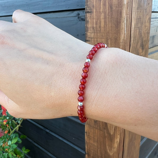 PULSERA ELASTICADA "MOTIVACIÓN Y CREATIVIDAD" | Cornalina | Plata 925