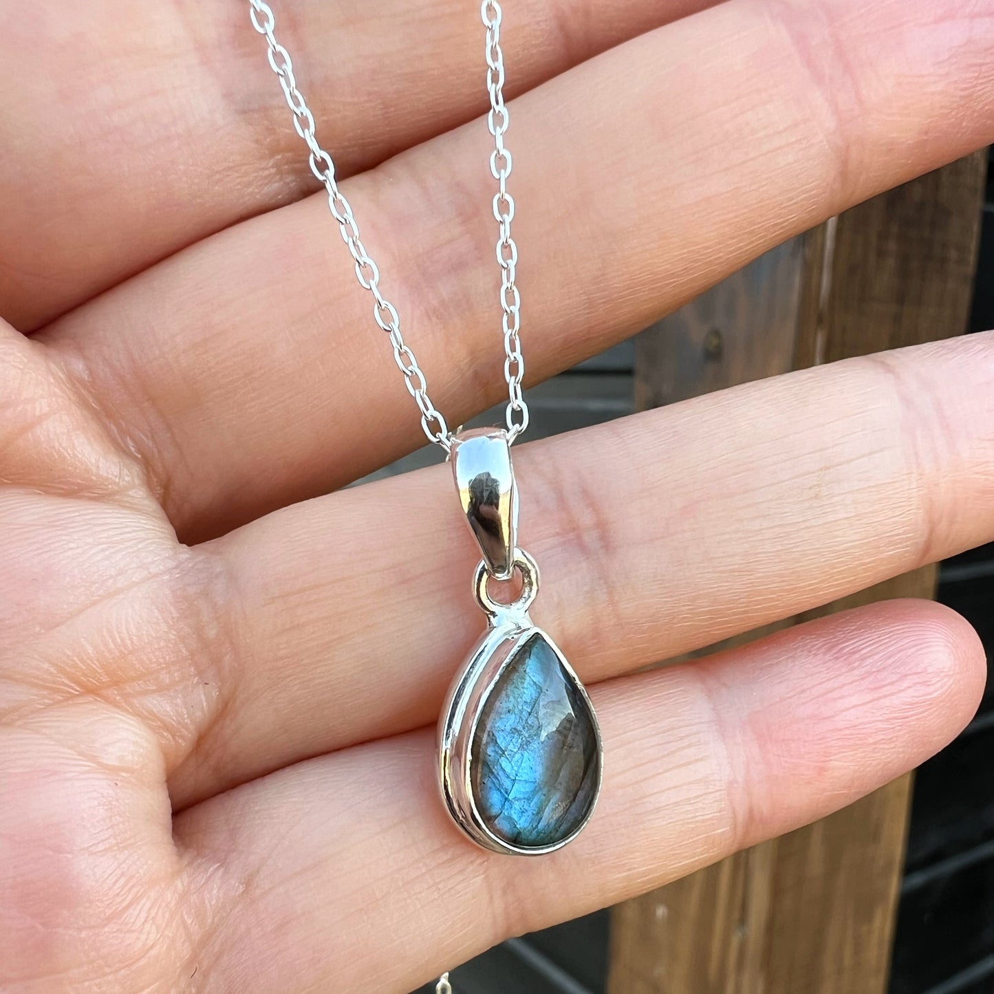 Colgante Gota "Protección Espiritual" | Labradorita | Plata 925