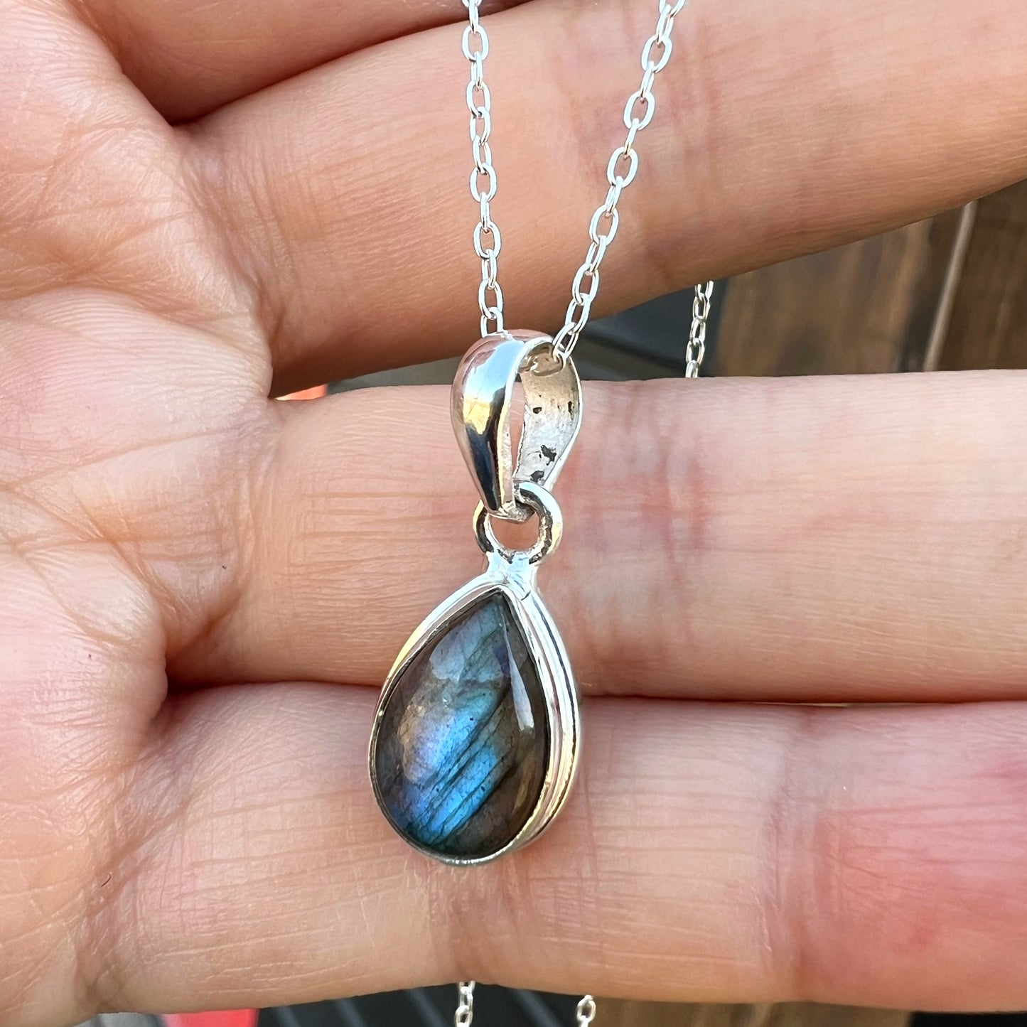 Colgante Gota "Protección Espiritual" | Labradorita | Plata 925