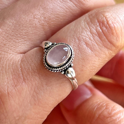 Anillo Cuarzo Rosa KANTI | "Amor Propio" | Plata 925